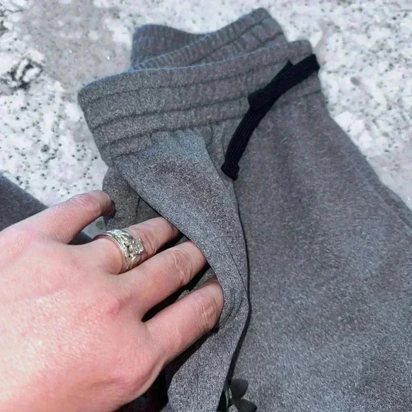 Sweatpants - Picture 2 of 5